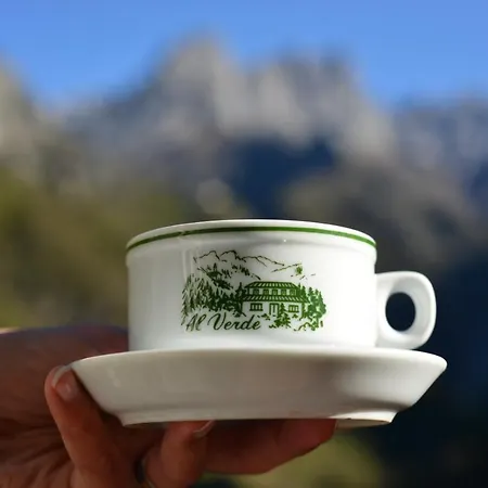 Al Ξενοδοχείο Mandello del Lario