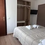 فندق Al مانديلو ديل لاريو