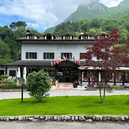 Al Hotel