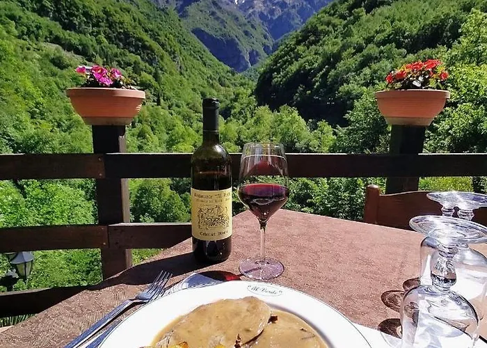 Al Mandello del Lario