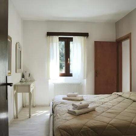 Al Mandello del Lario